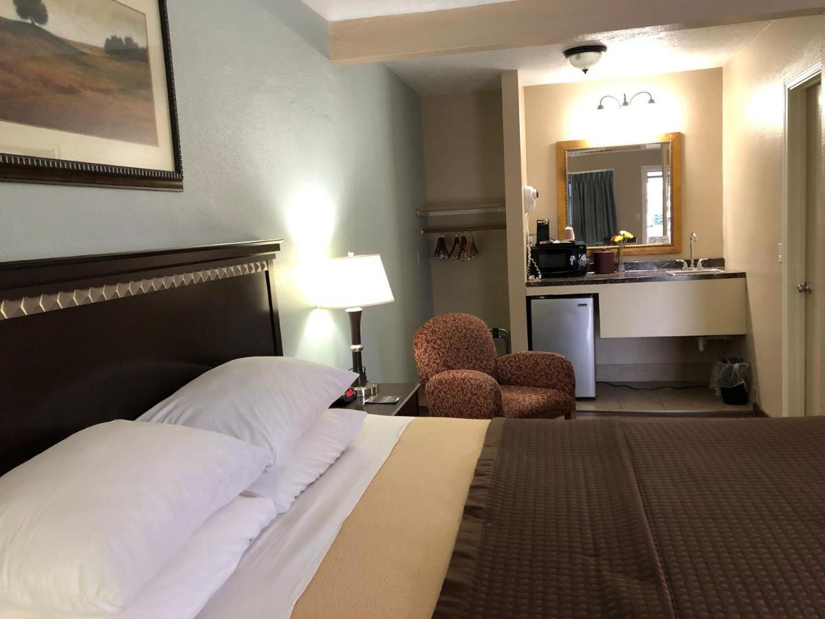 Value Inn Motel Eugene Airport Экстерьер фото